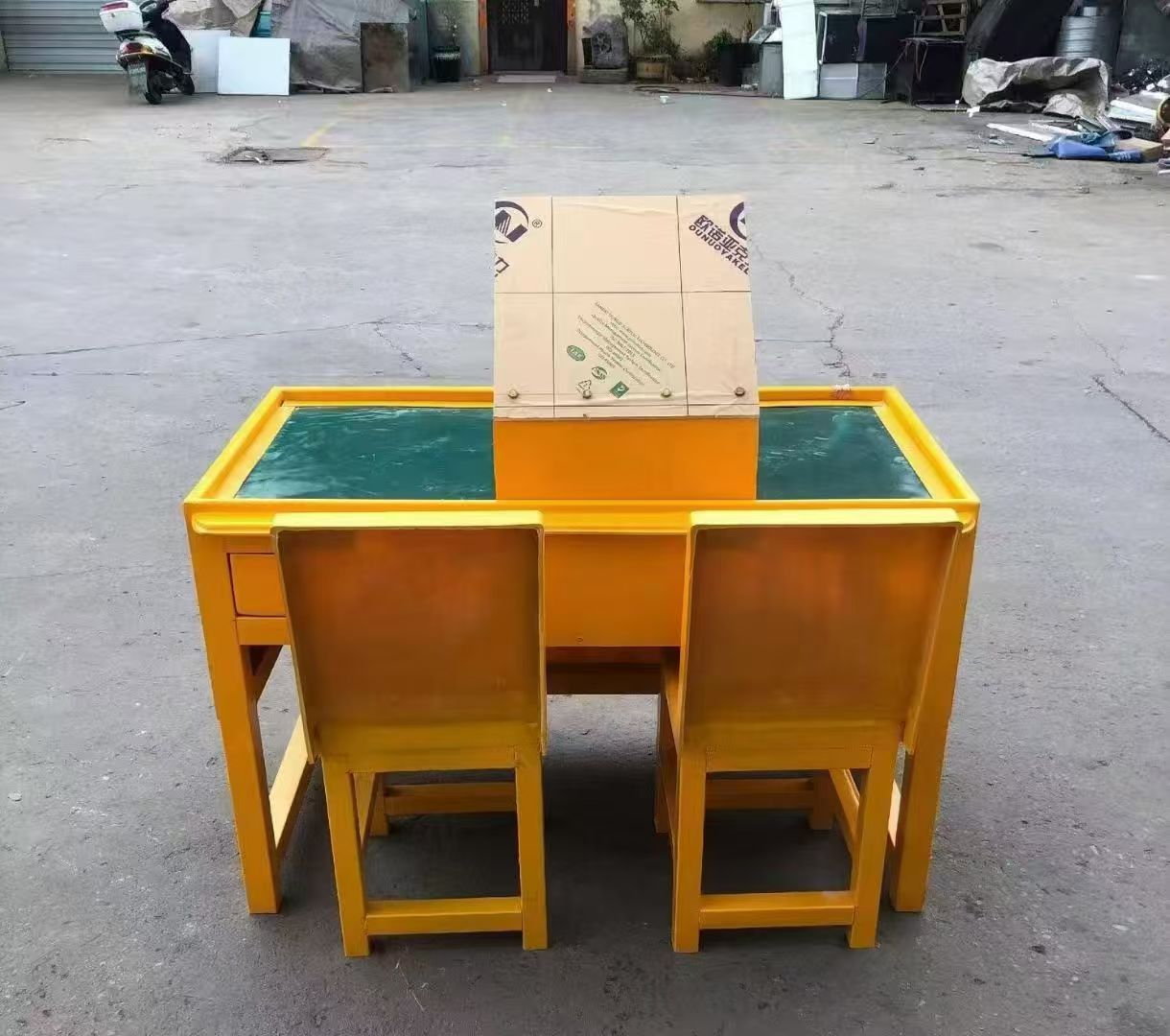 峄城防静电导通桌井下煤矿火工品发放桌：危险品流转的安全守护者
